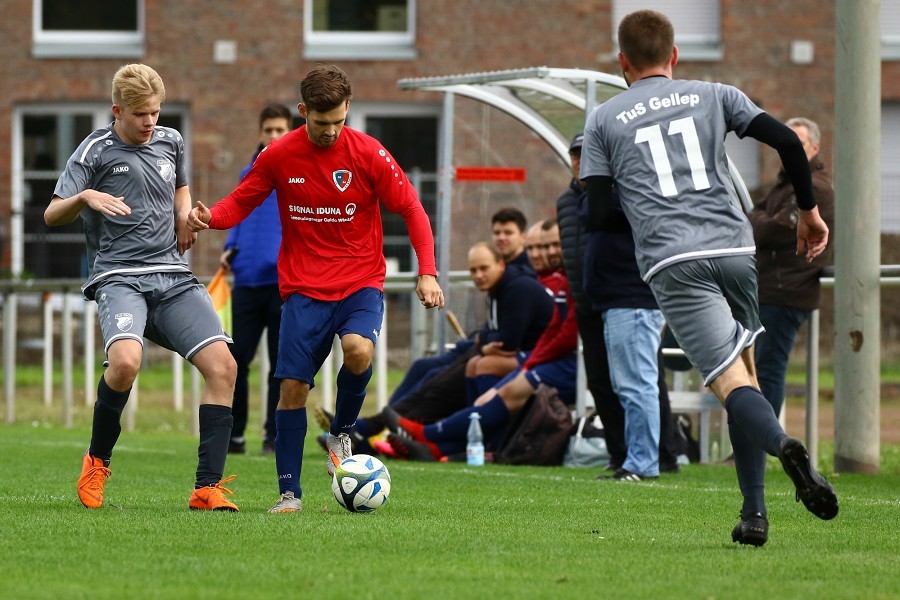 TuS Gellep II vs. SV Thomasstadt Kempen III (2020/21)_17