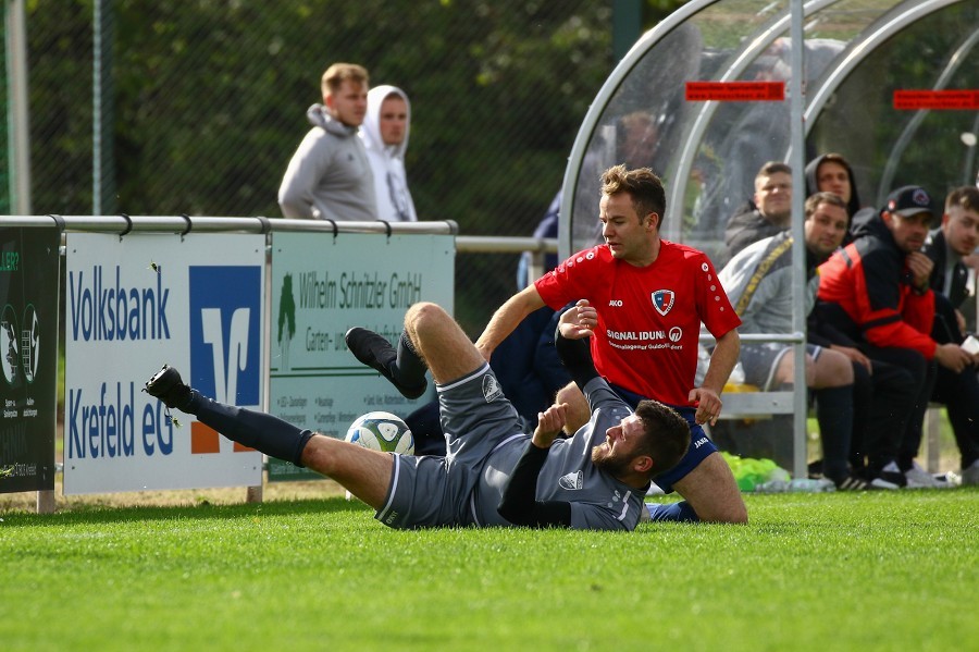 TuS Gellep II vs. SV Thomasstadt Kempen III (2020/21)_25