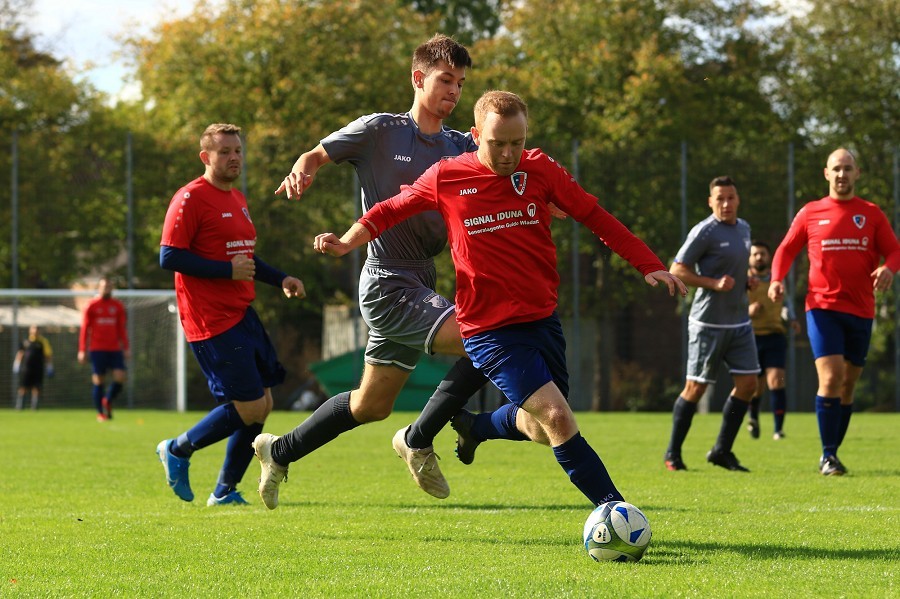TuS Gellep II vs. SV Thomasstadt Kempen III (2020/21)_41