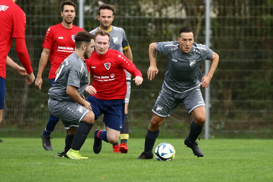 TuS Gellep II vs. SV Thomasstadt Kempen III (2020/21)_7