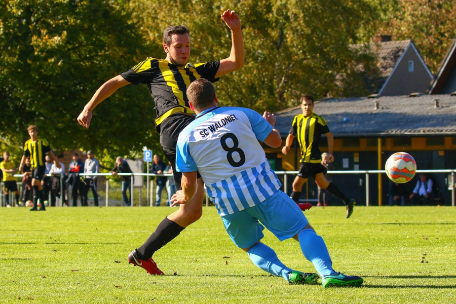 TuS Gellep- SC Waldniel II (2018/19)_10