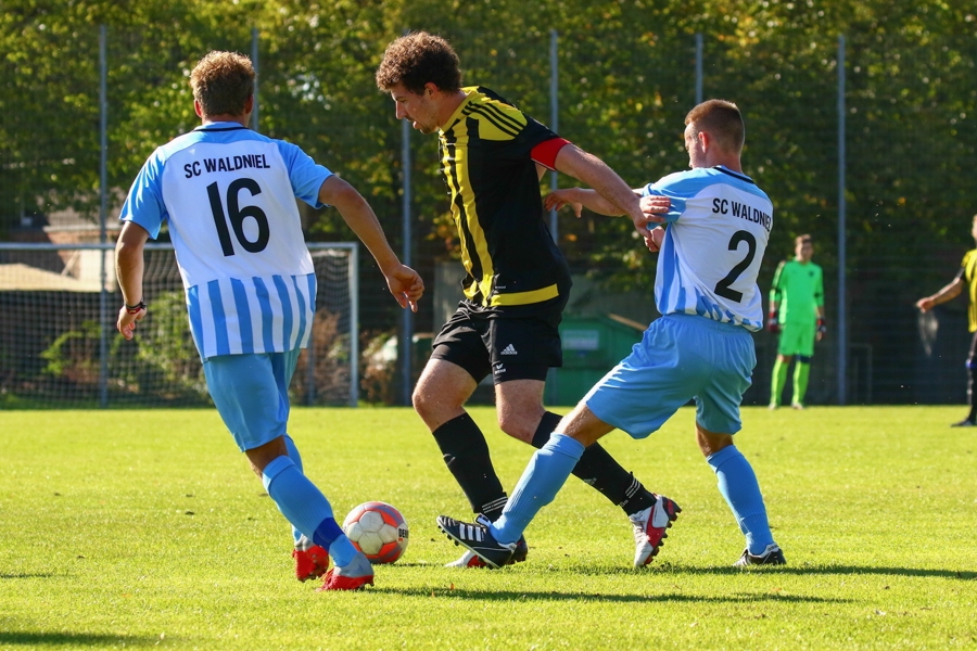 TuS Gellep- SC Waldniel II (2018/19)_8