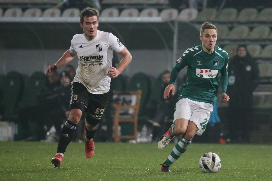 VfB Lübeck vs. Heider SV (2021/22)_33