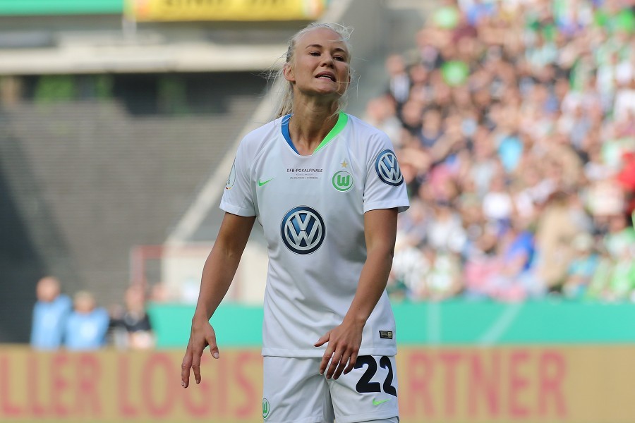 VfL Wolfsburg- SC Freiburg (2018/19)_19
