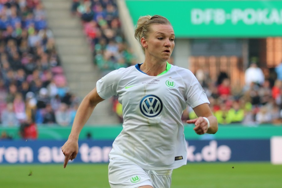 VfL Wolfsburg- SC Freiburg (2018/19)_25