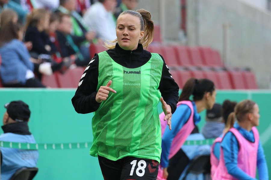 VfL Wolfsburg- SC Freiburg (2018/19)_40