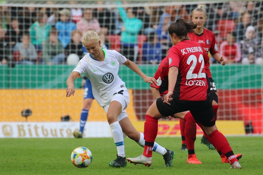 VfL Wolfsburg- SC Freiburg (2018/19)_44