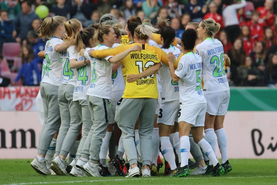 VfL Wolfsburg- SC Freiburg (2018/19)_46