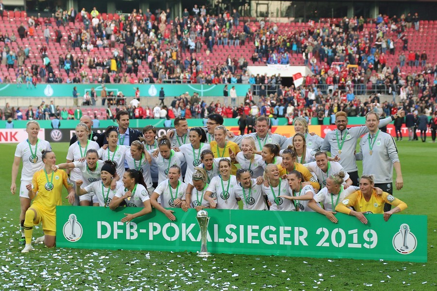 VfL Wolfsburg- SC Freiburg (2018/19)_59