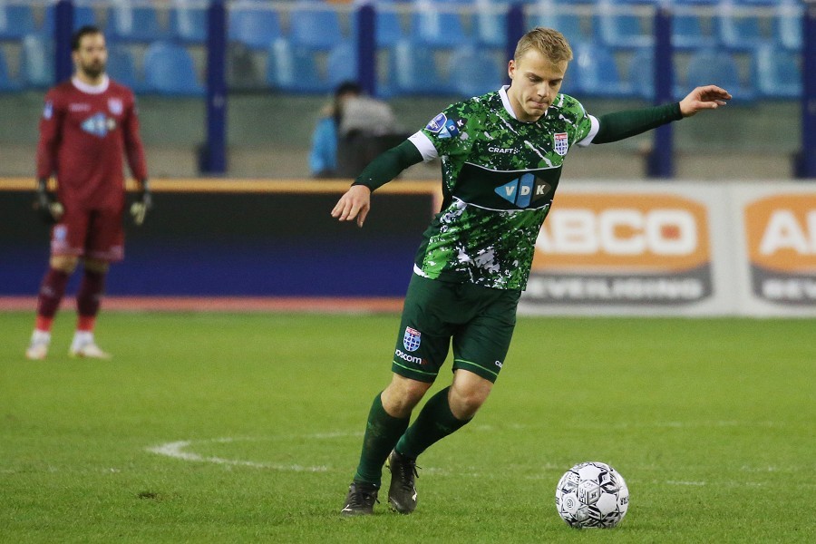 Vitesse Arnheim vs. PEC Zwolle (2021/22)_38