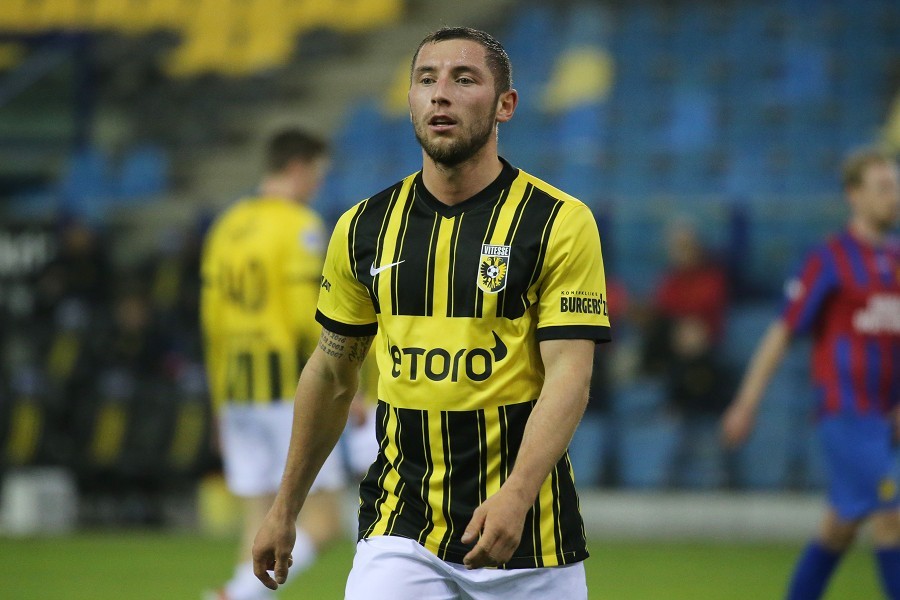 Vitesse vs. DVS´33 Ermelo (2021/22)_27