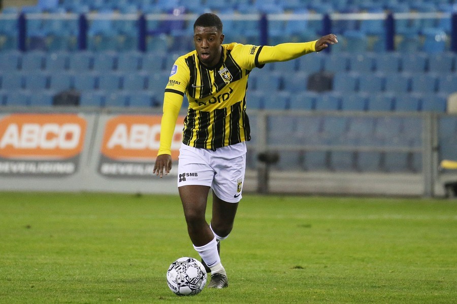 Vitesse vs. DVS´33 Ermelo (2021/22)_30
