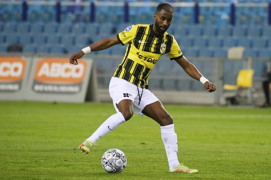 Vitesse vs. DVS´33 Ermelo (2021/22)_34