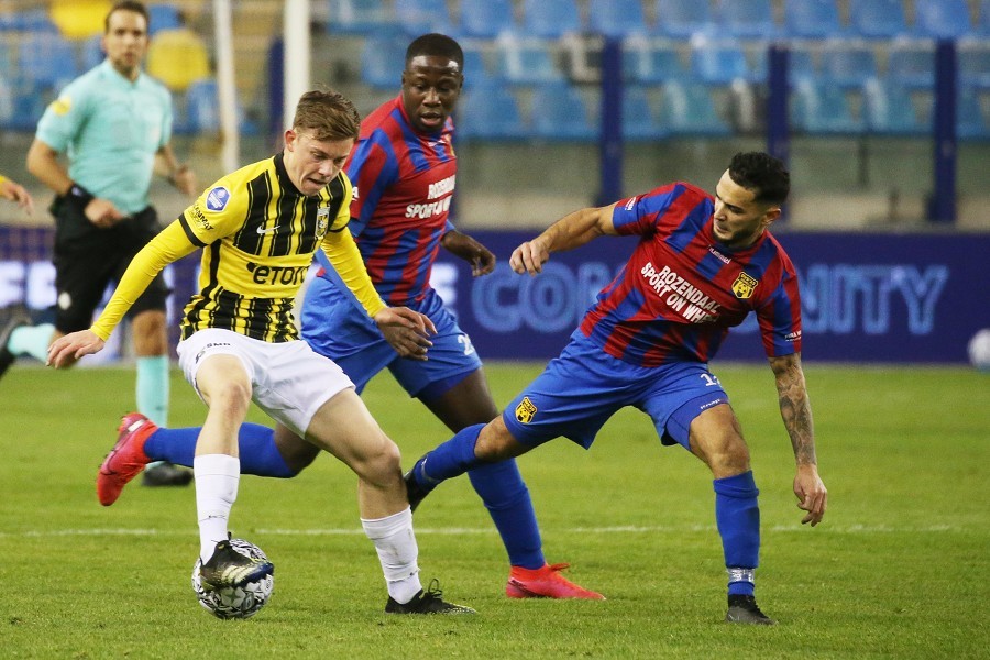 Vitesse vs. DVS´33 Ermelo (2021/22)_54