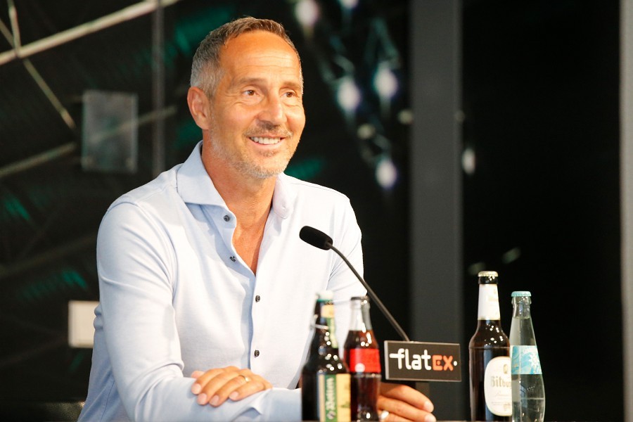 Vorstellung Adi Hütter (02.07.2021)_11