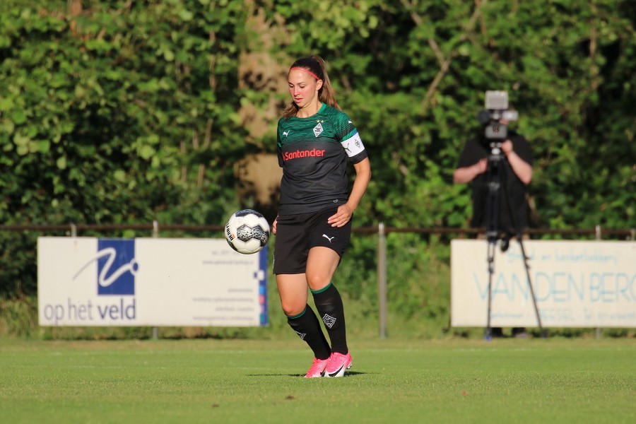 VV Bieslo- Borussia Mönchengladbach (2019/20)_31