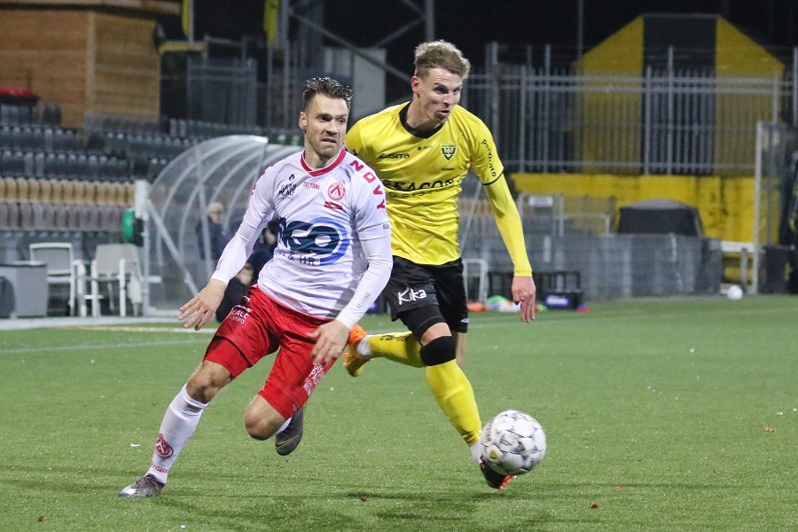 VVV Venlo- KV Kortrijk (2019/20)_11