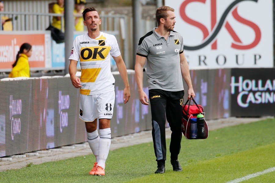VVV Venlo vs. NAC Breda (2021/22)_17