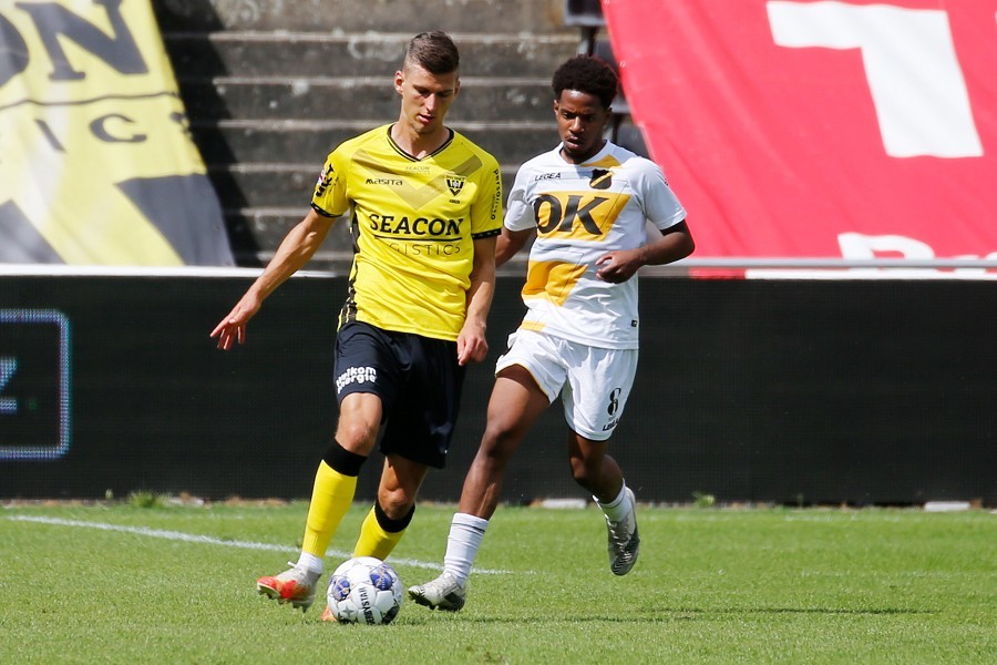 VVV Venlo vs. NAC Breda (2021/22)_21