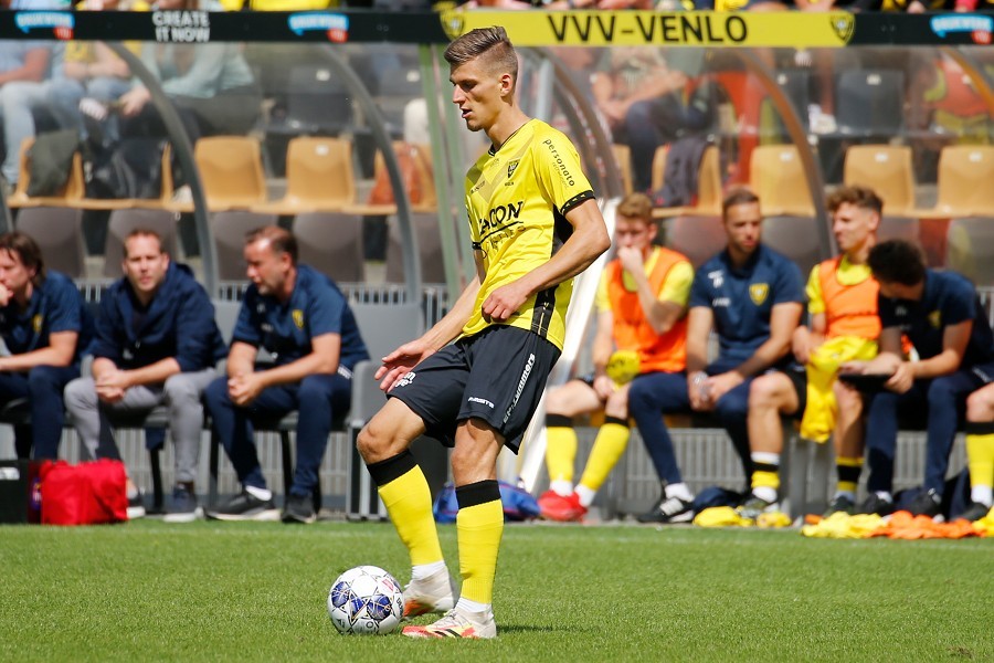 VVV Venlo vs. NAC Breda (2021/22)_22