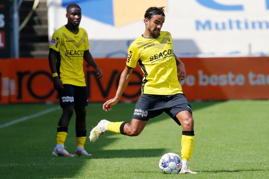 VVV Venlo vs. NAC Breda (2021/22)_23