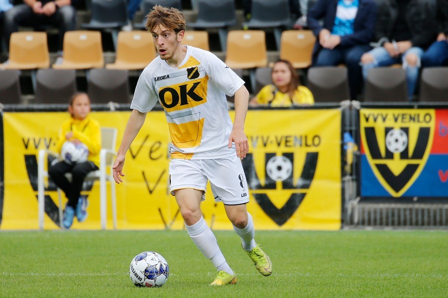 VVV Venlo vs. NAC Breda (2021/22)_3