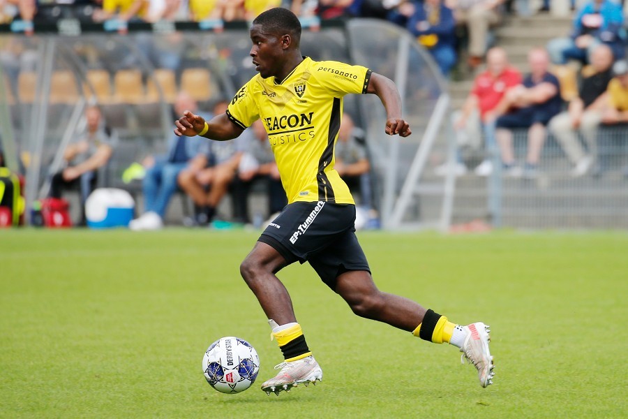 VVV Venlo vs. NAC Breda (2021/22)_7