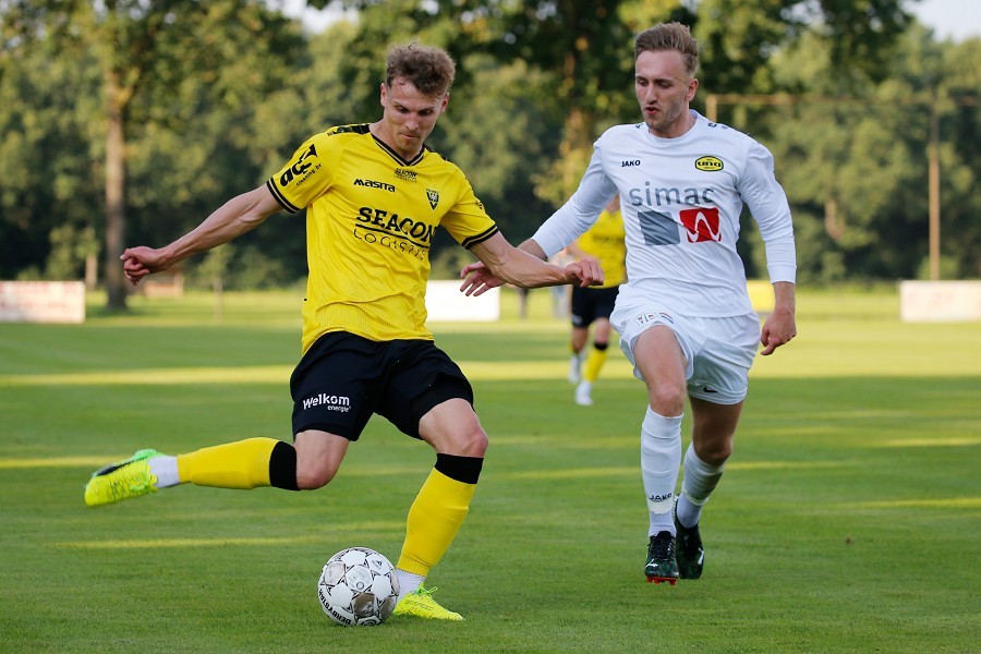 VVV Venlo vs. VV Una Zeelst (2021/22)_10