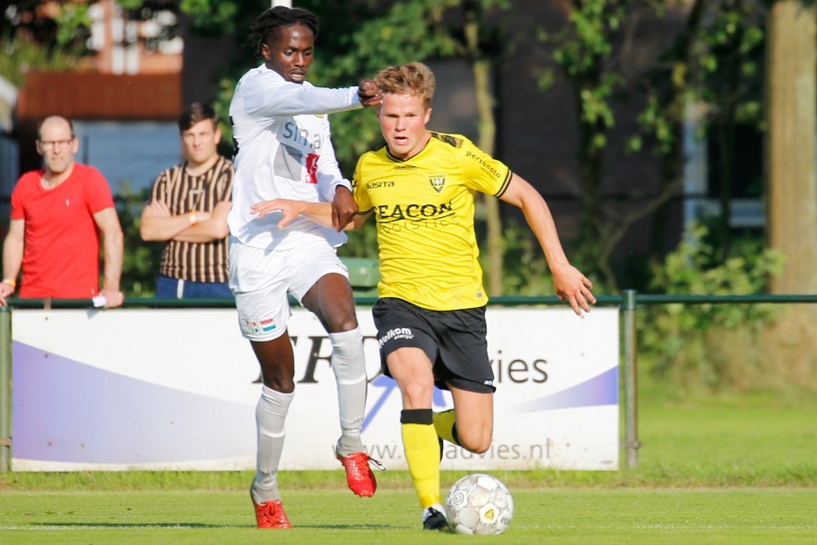 VVV Venlo vs. VV Una Zeelst (2021/22)_2