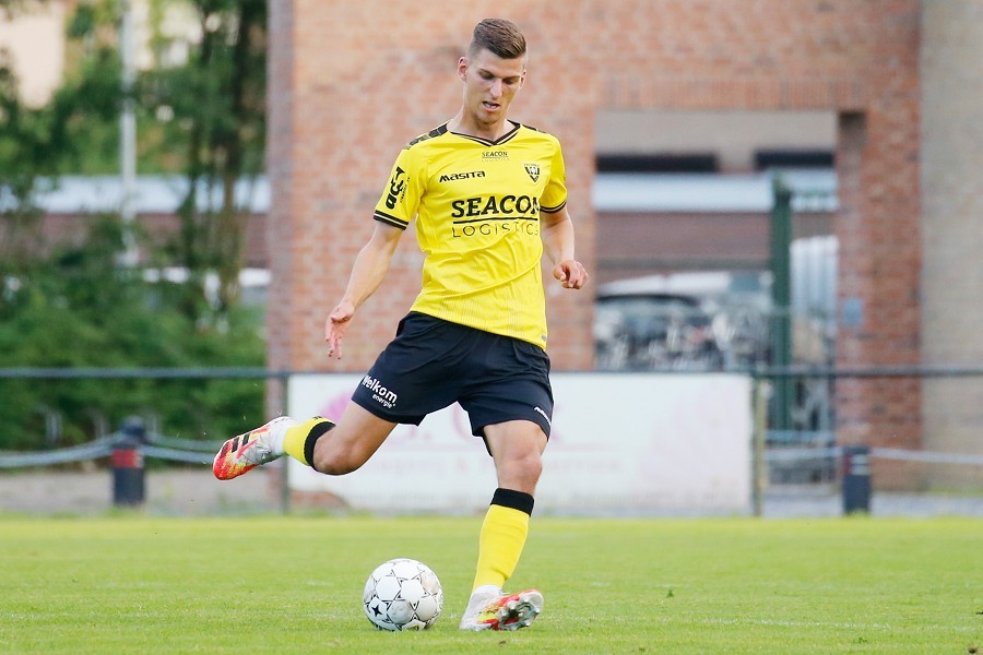 VVV Venlo vs. VV Una Zeelst (2021/22)_35