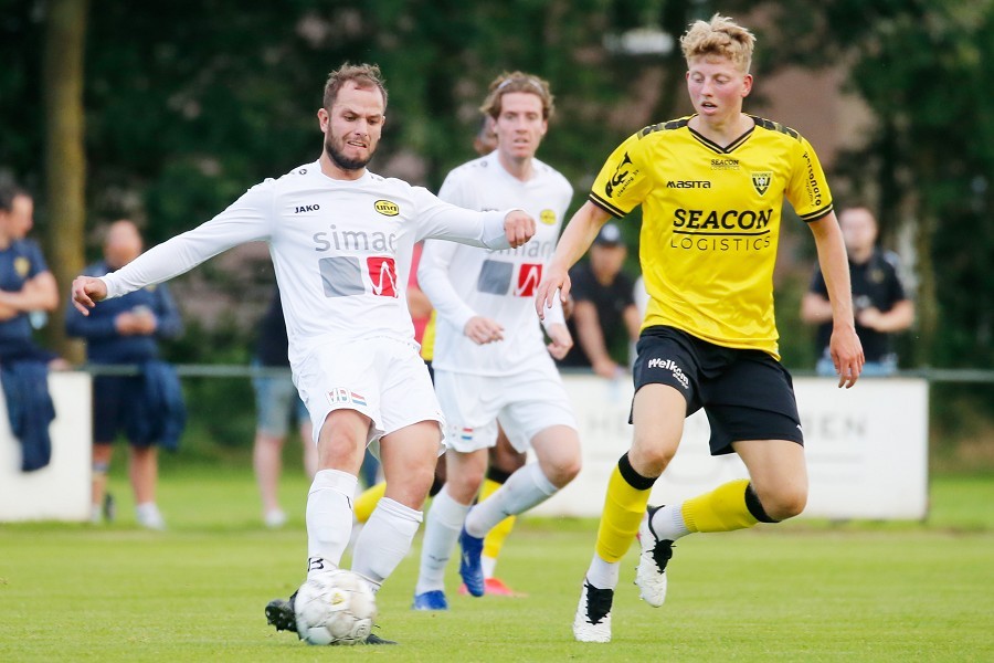 VVV Venlo vs. VV Una Zeelst (2021/22)_38