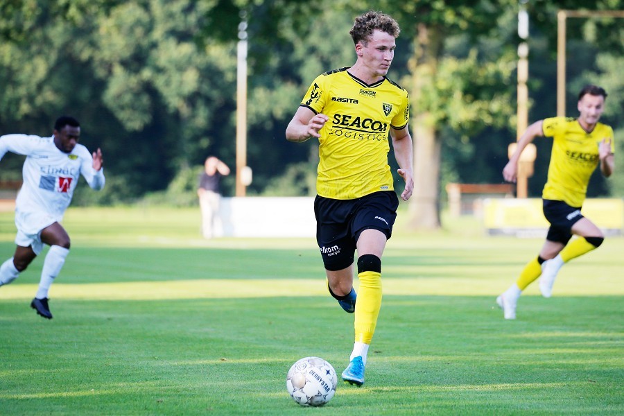 VVV Venlo vs. VV Una Zeelst (2021/22)_4