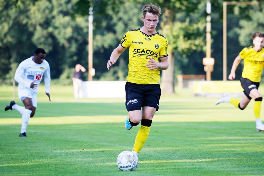 VVV Venlo vs. VV Una Zeelst (2021/22)_5