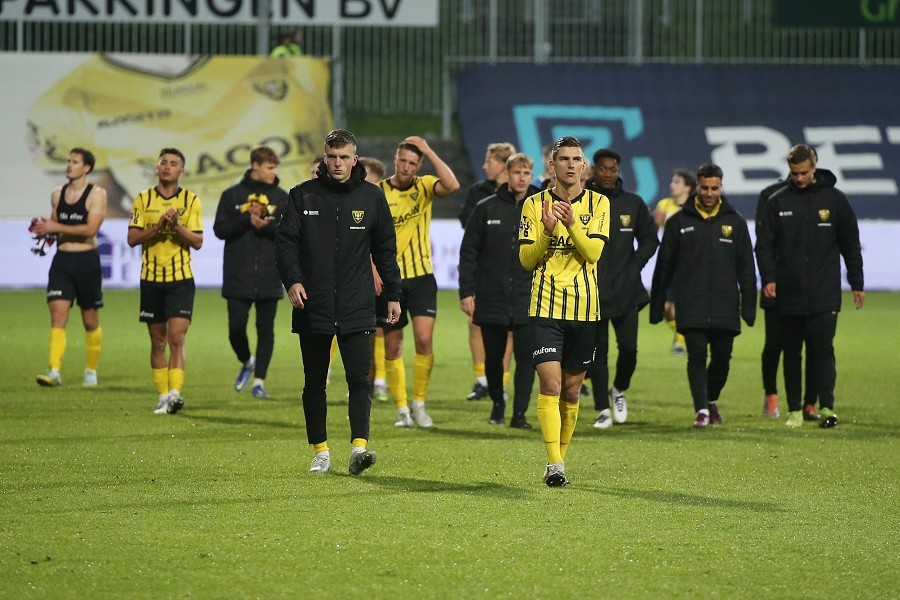 VVV Venlo vs. Willem II (2022/23)_25