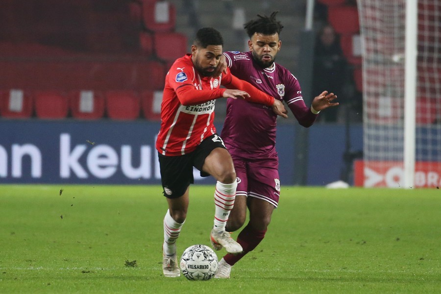 PSV Eindhoven vs. Go Ahead Eagles (2021/22)_38